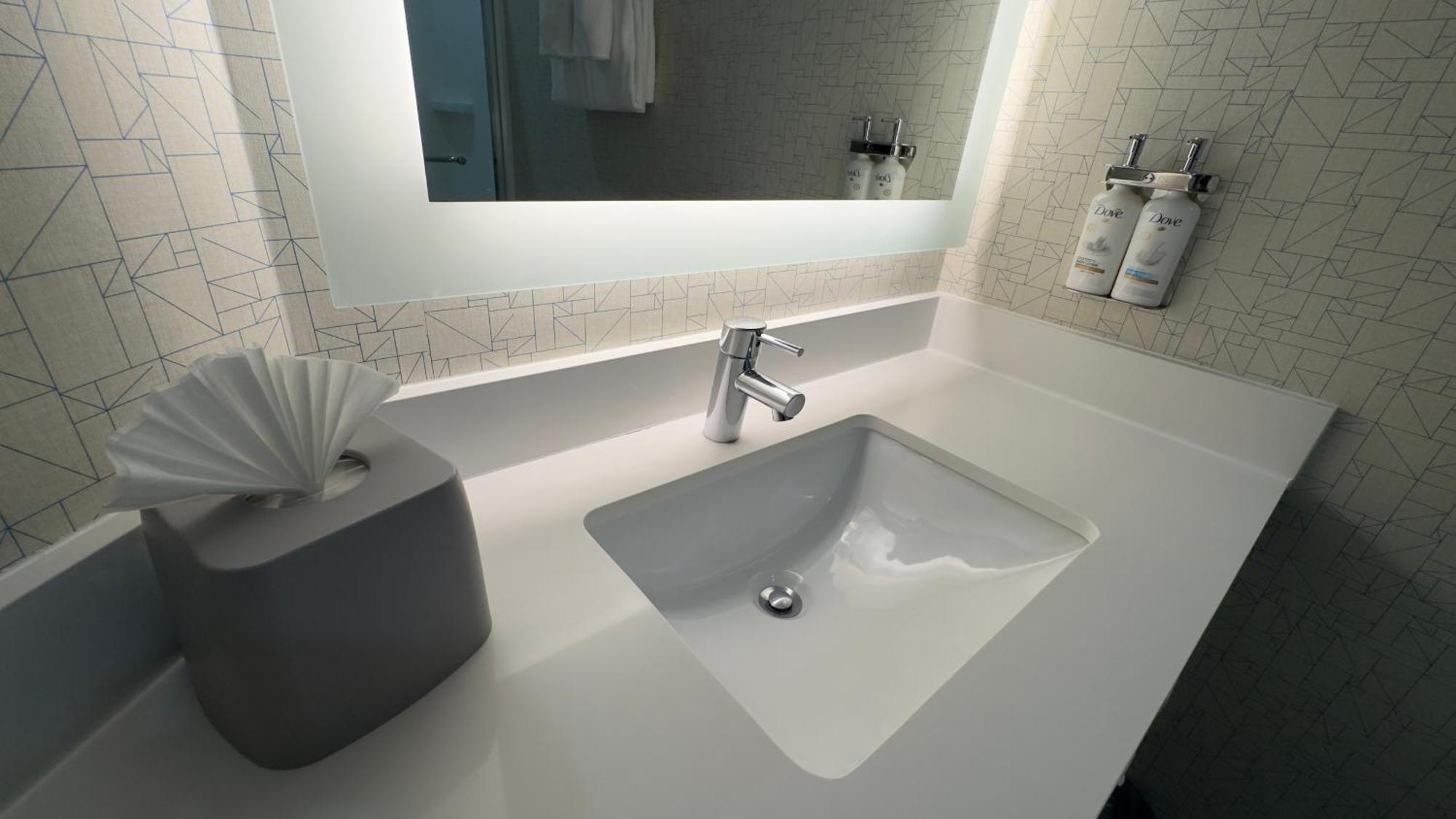 Holiday Inn Express Hotel & Suites Marina By Ihg Экстерьер фото